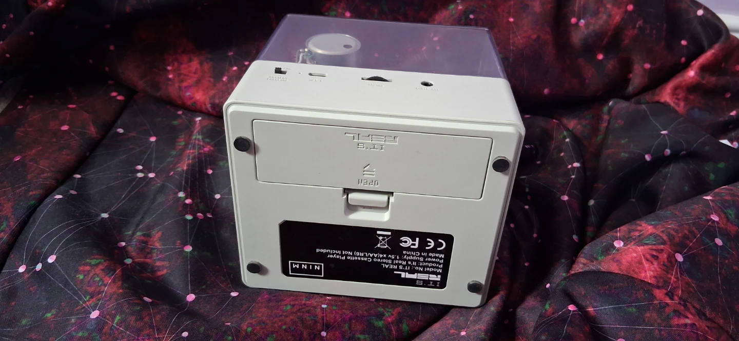NIN IT'S REAL Portable Cassette Player - photo 5