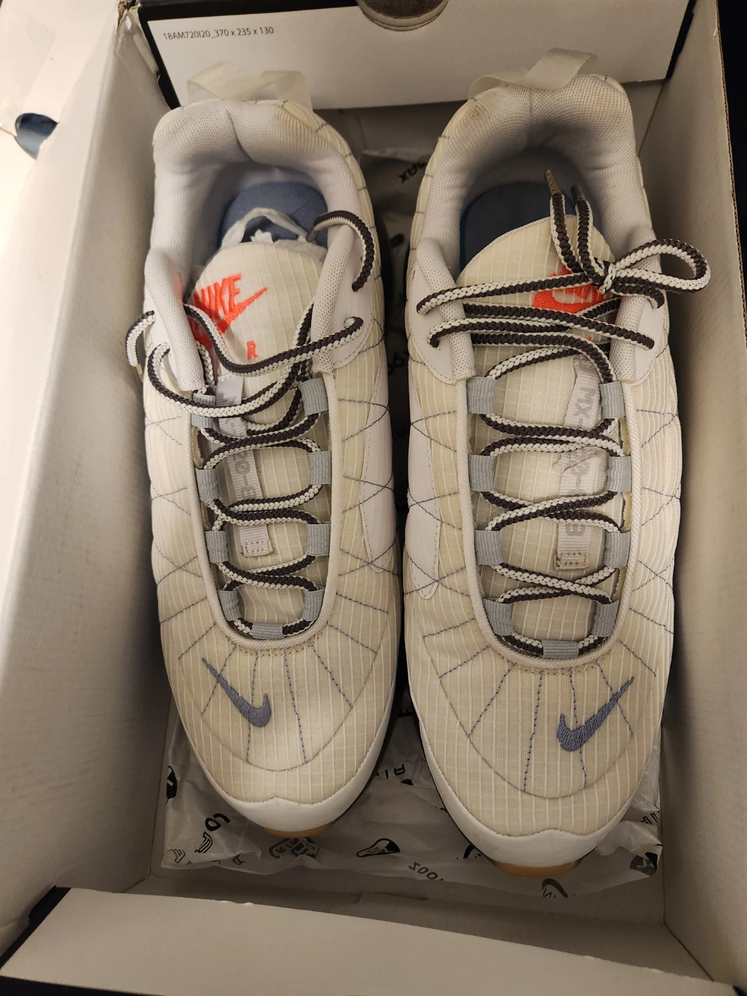 Nike Air Max 720 Sneakers