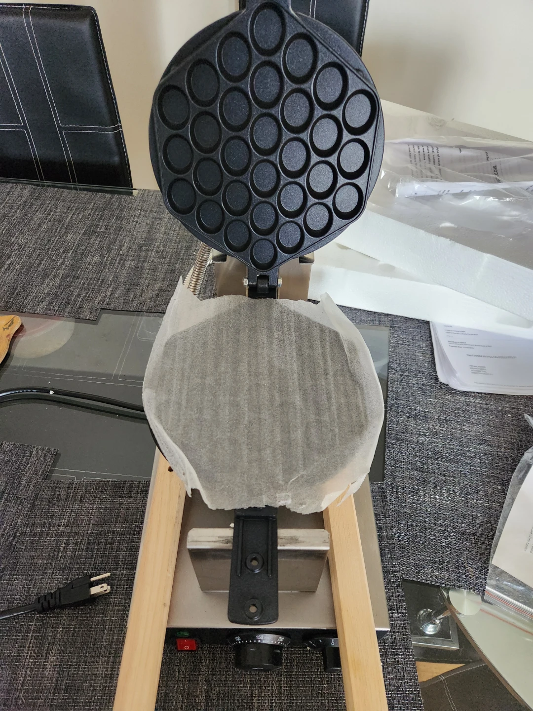 ALDkitchen Bubble Waffle Maker GR-FY6
