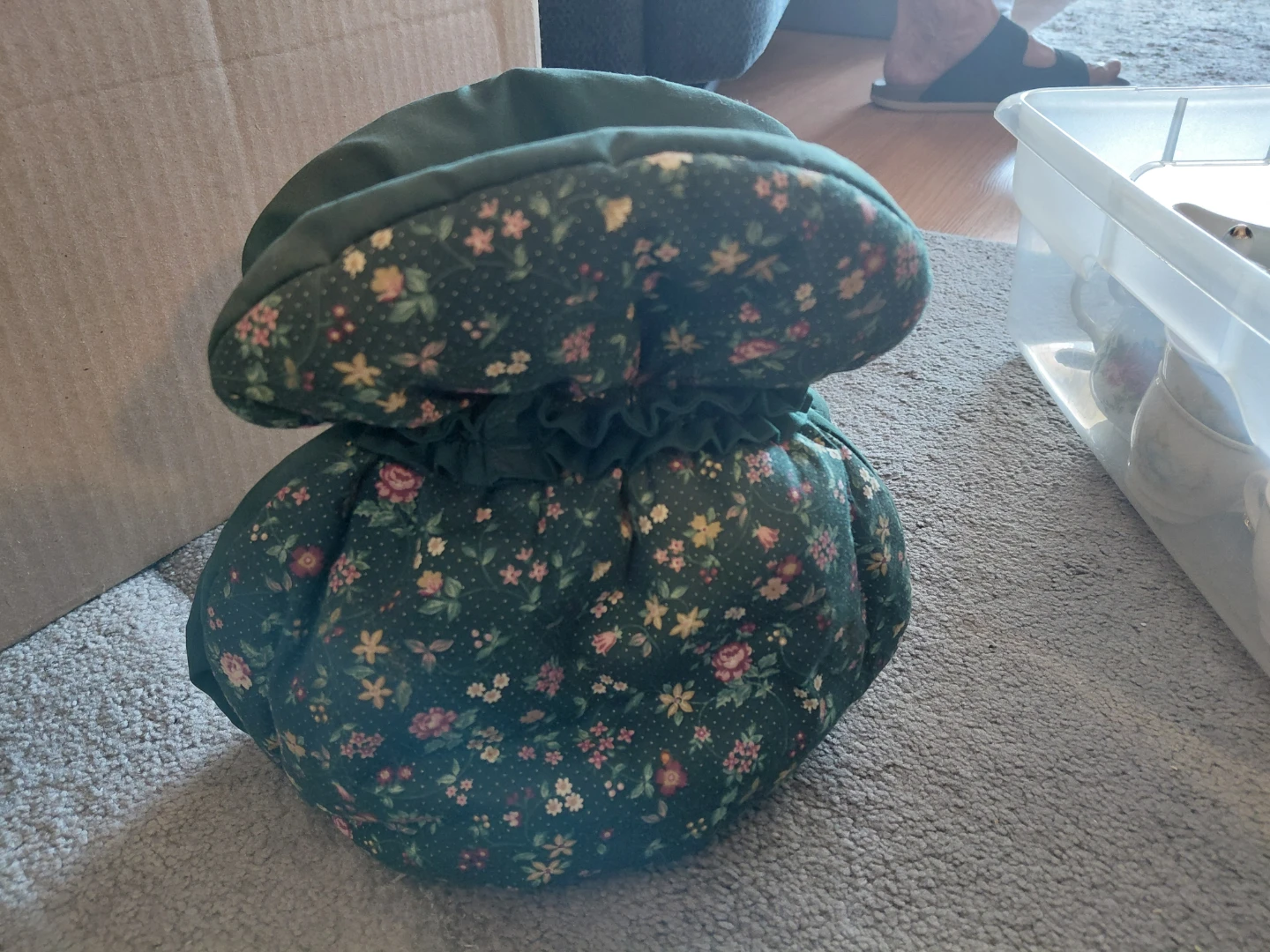Tea cozy