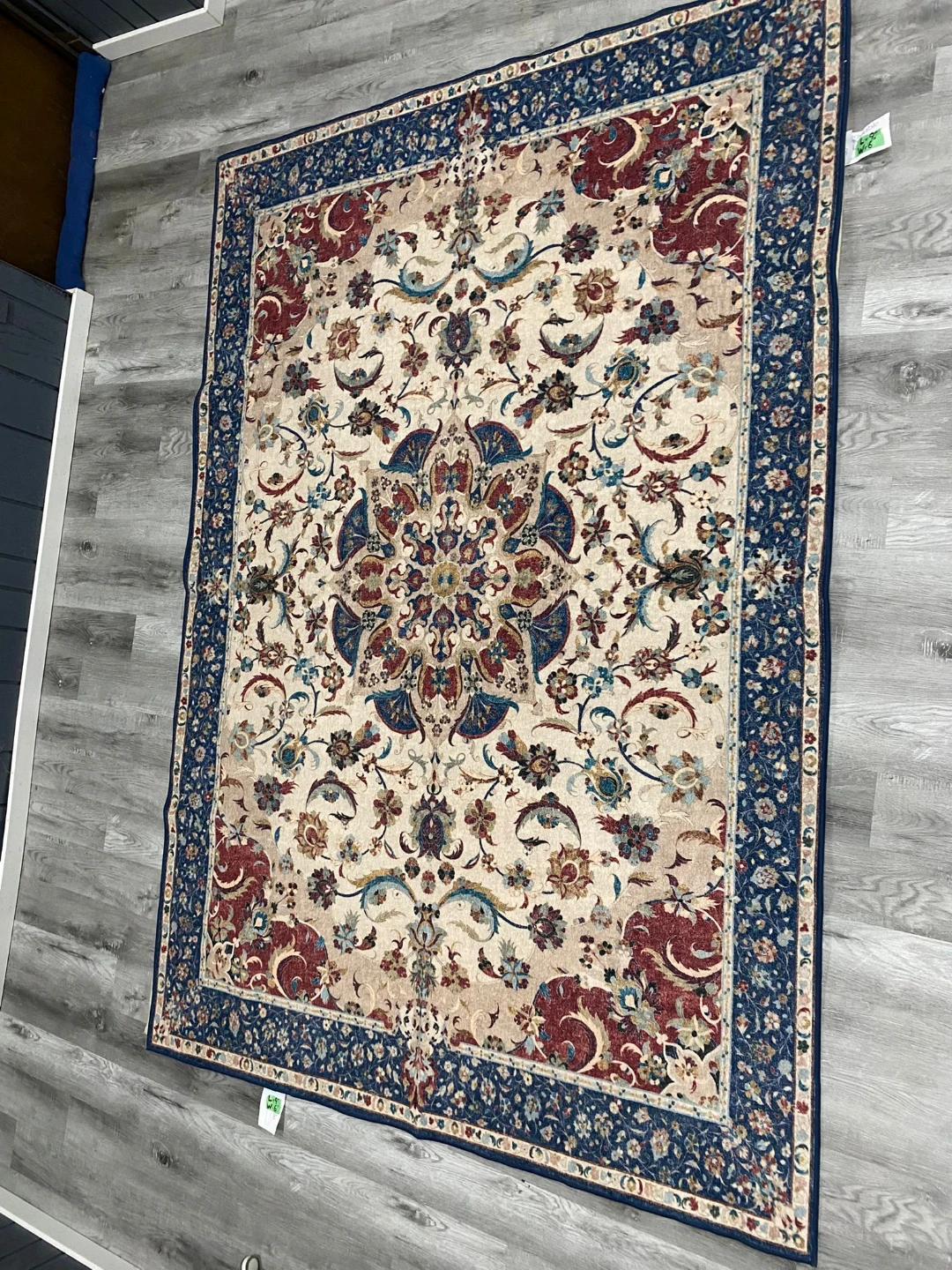 BRANDED Persian Style Area Rug | FOR SALE ! - photo 2