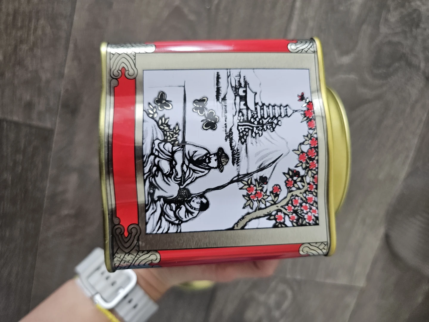 Empty Oolong Tea Tin - photo 4