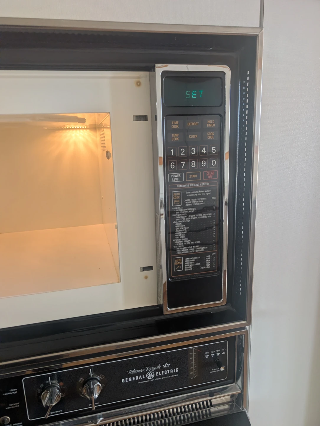 General Electric "Talisman Royale" Microwave Oven - photo 2