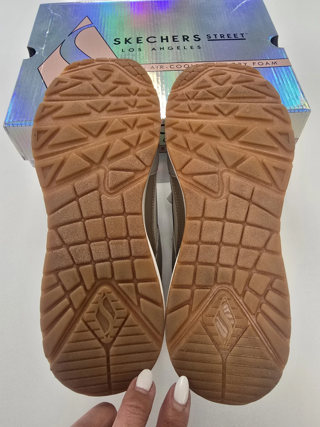 Skechers Los Angeles Women's Sneakers Size 8 Beige - photo 3