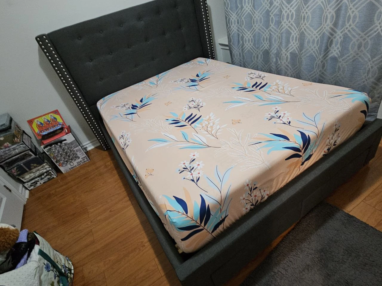 Twin bed with mattress - photo 5