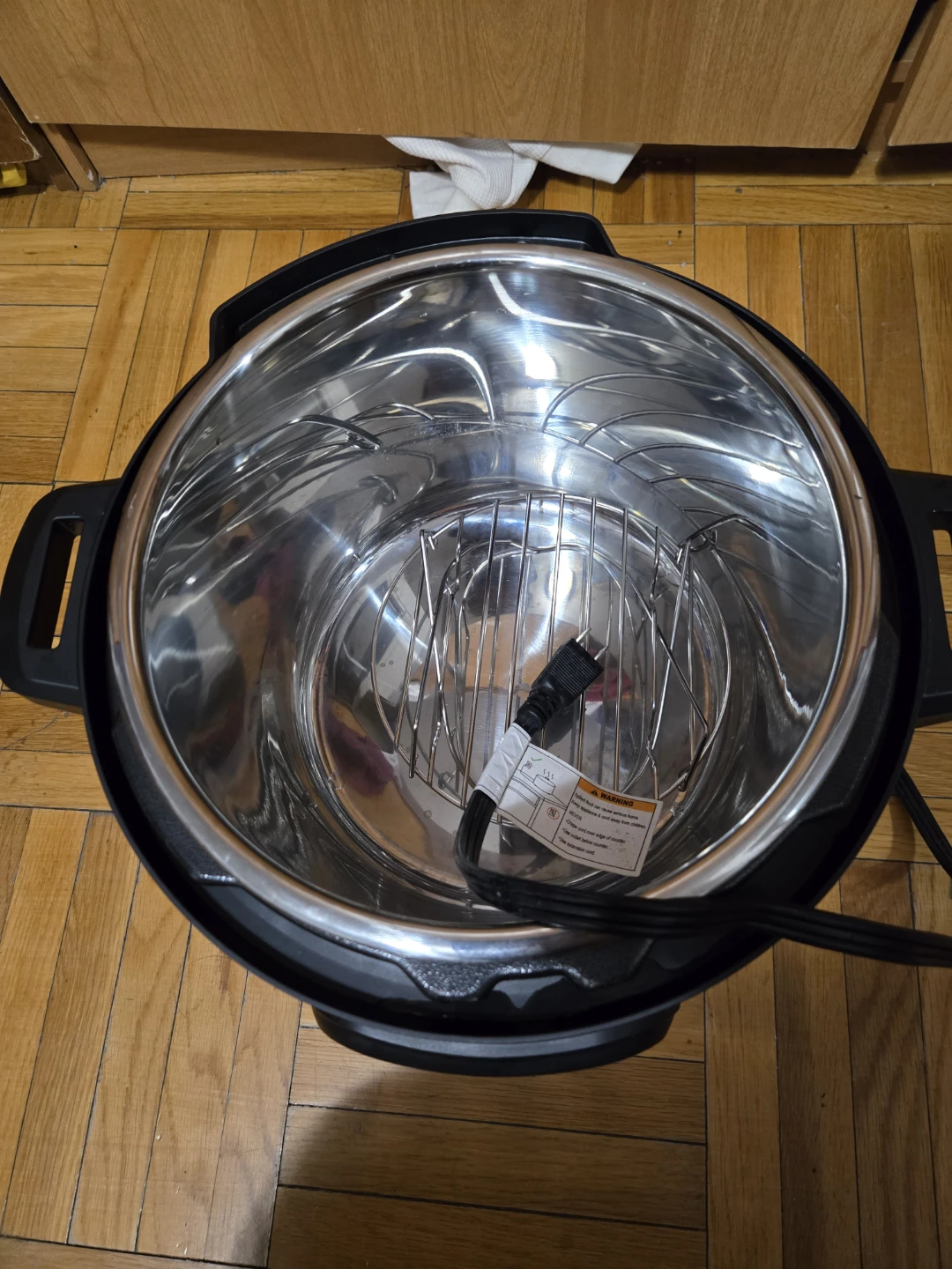 Instant Pot Duo 7-in-1 Electric Pressure Cooker - photo 4