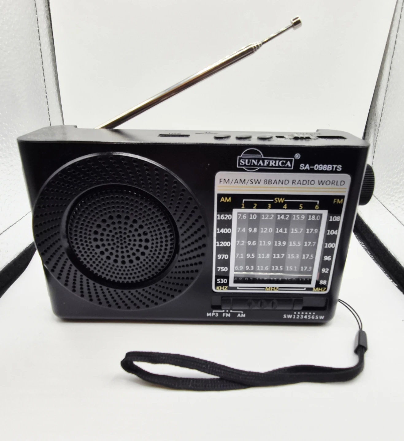 🏆SUNAFRICA SA-098BTS 8-Band Radio World with Solar Panel