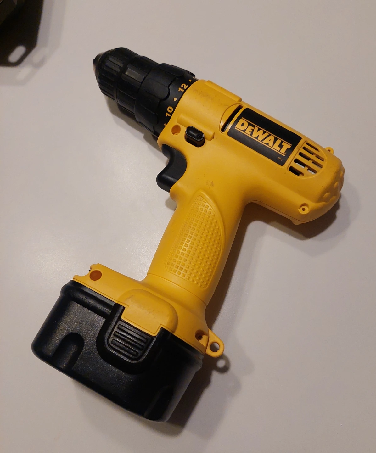 Dewalt Cordless Drill Kit / 12V - photo 4
