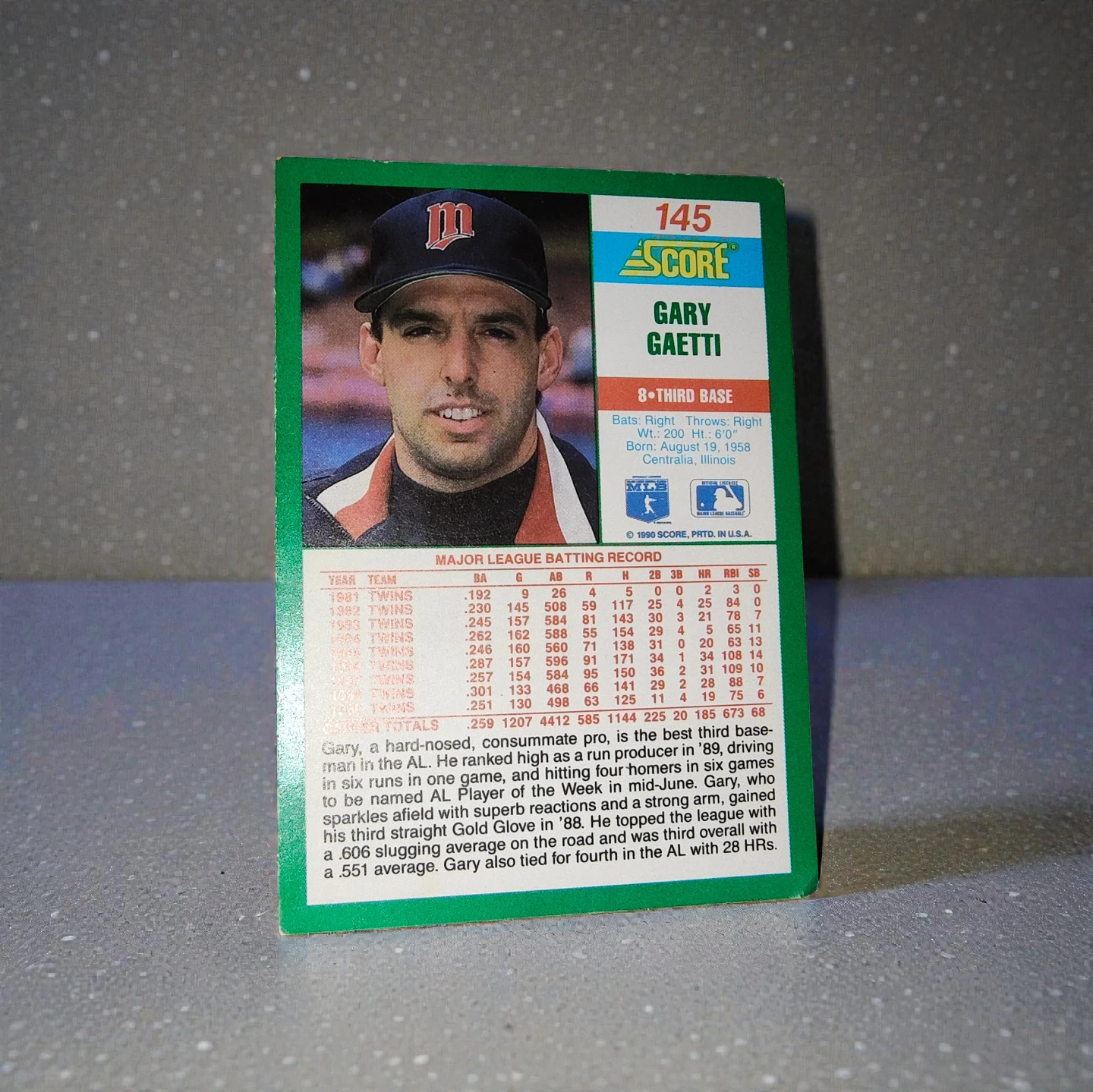 1990 Score Baseball Cards: Gary Gaetti & Clint Davis - photo 3