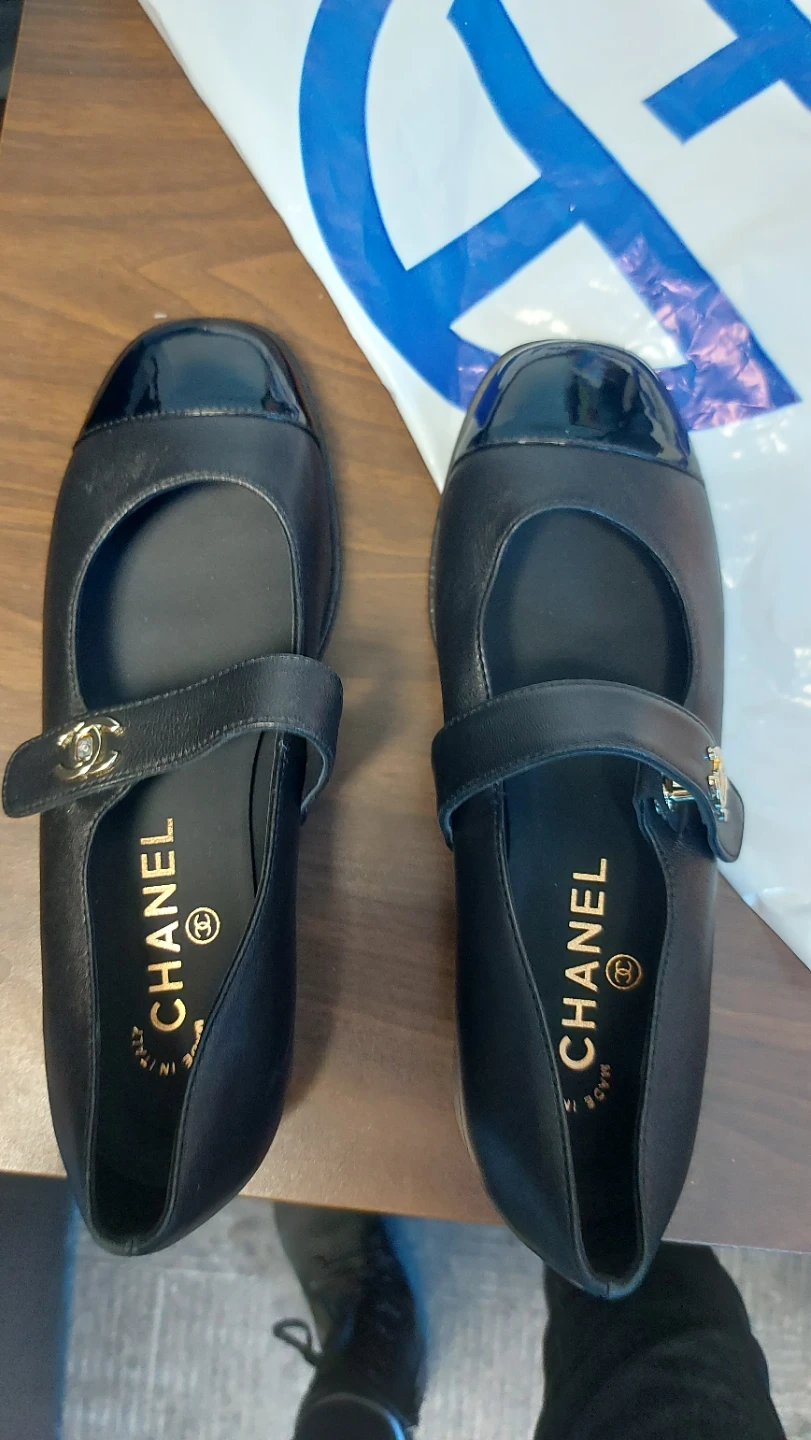 Chanel Black Leather Cap Toe Mary Jane Flats