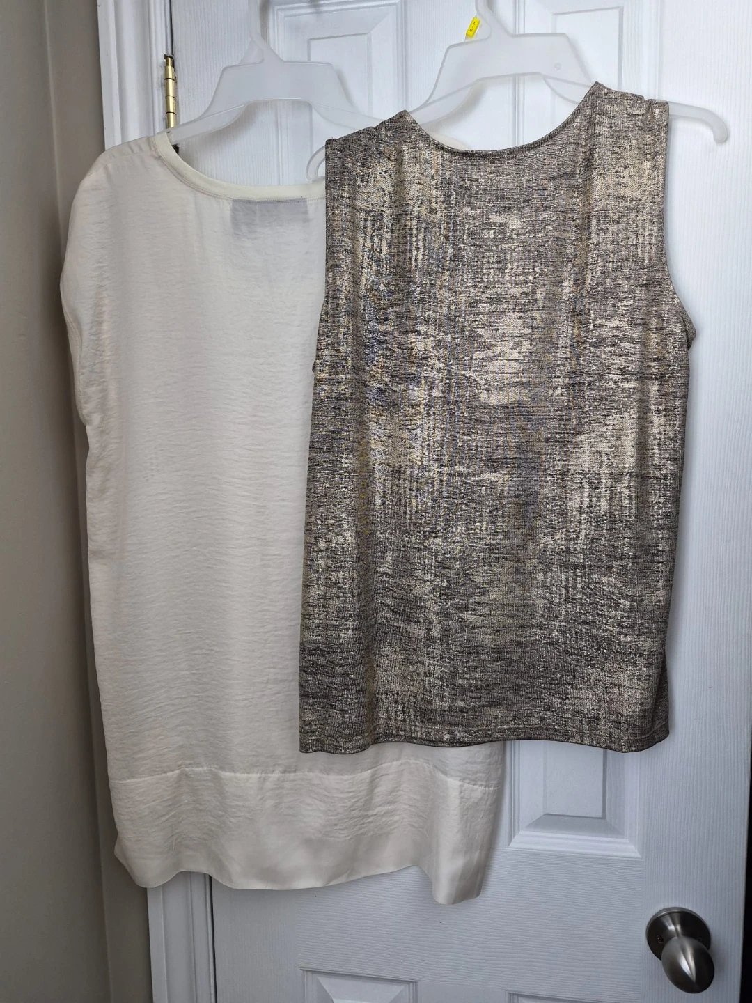 DKNY Jeans Cream Peace Sign Blouse & Tan Jay Tank Top Bundle - photo 2