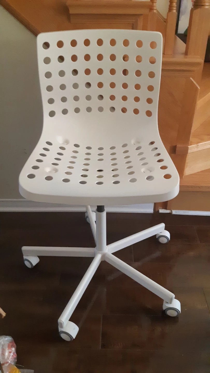 White IKEA Chair with Wheels like new