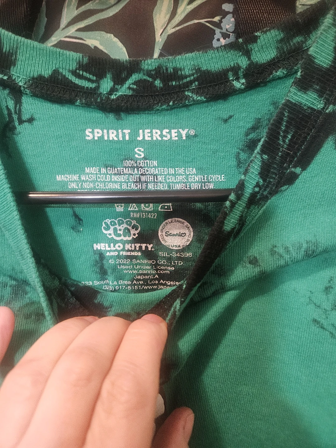 Spirit Jersey Hello Kitty and Friends Tie-Dye T-Shirt Size S/m - photo 4