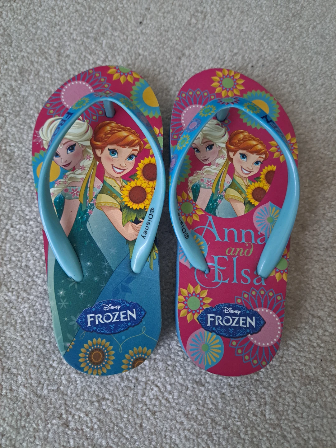Disney Frozen Anna and Elsa Flip Flops Toddler Size 10/11