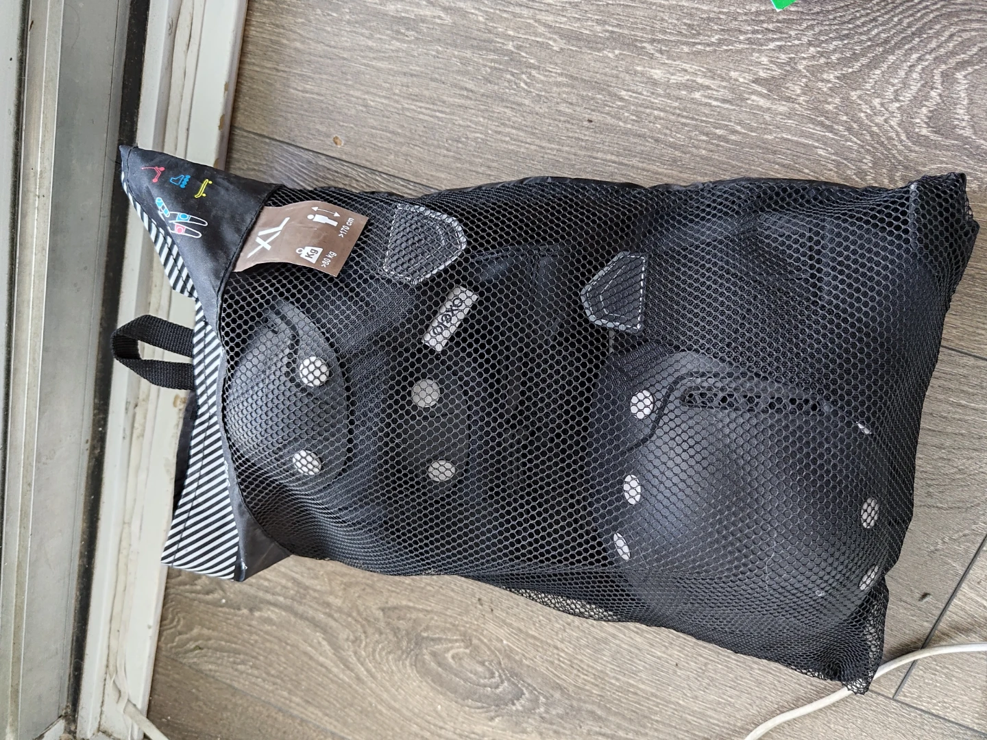 Protective Gear Set XL - Knee/Elbow Pads & Wrist Guards - photo 2
