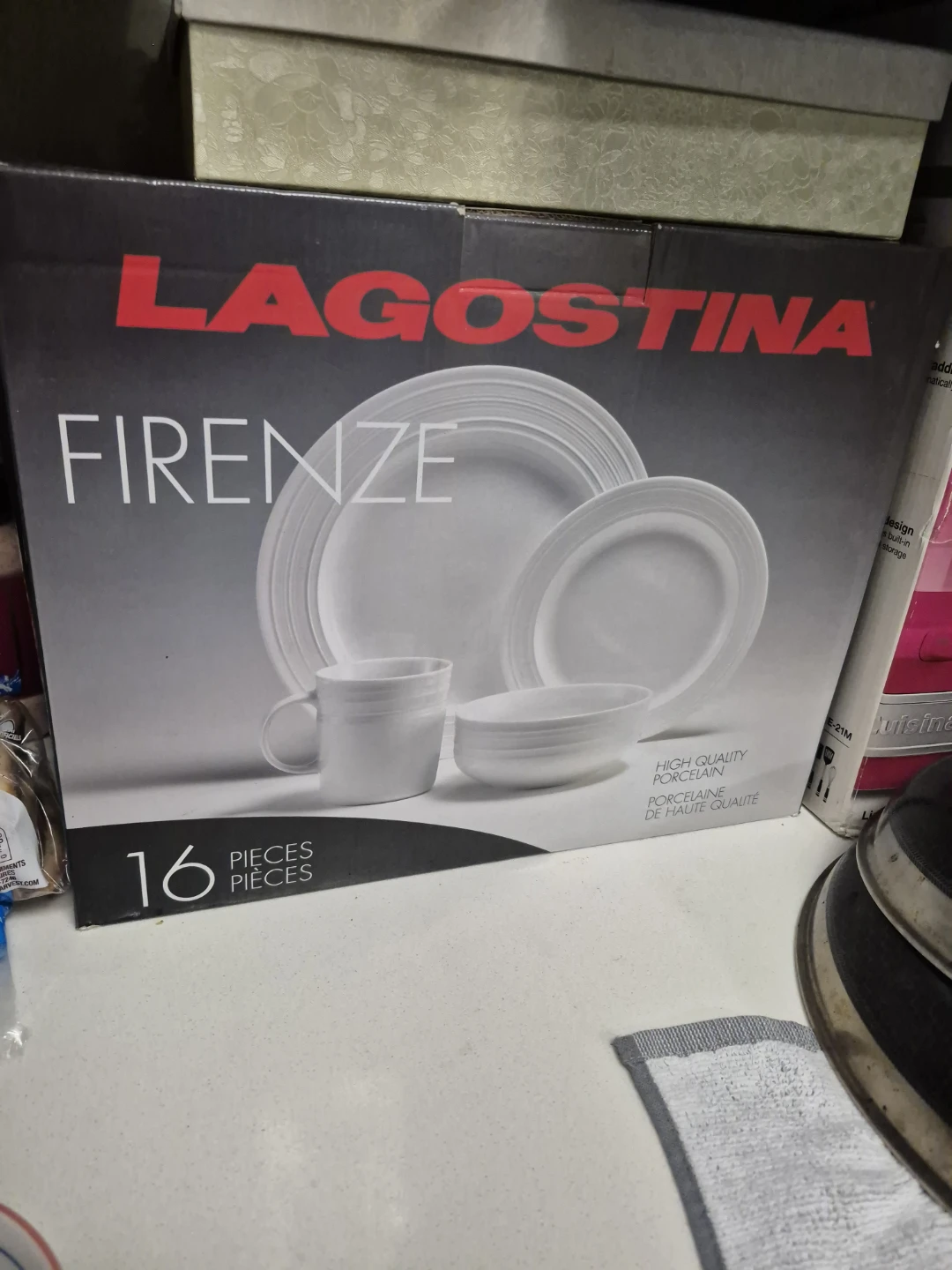 Lagostina Firenze 16-Piece Porcelain Dinnerware Set