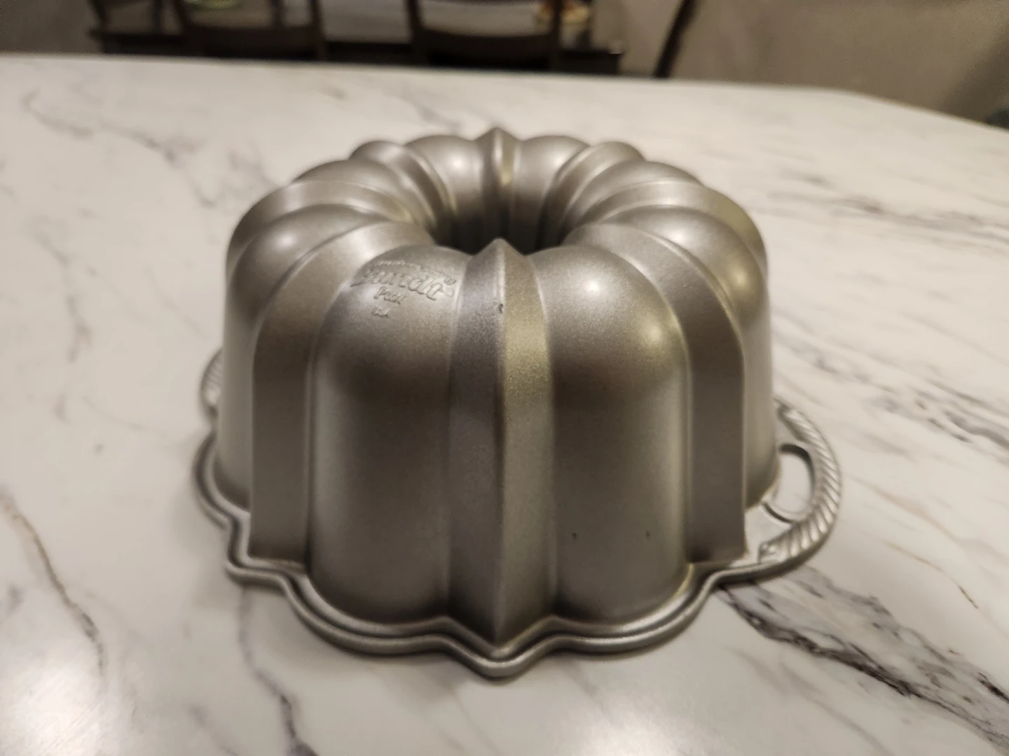 🥕Brand new  Nordic Ware Bundt cake Pan - photo 2