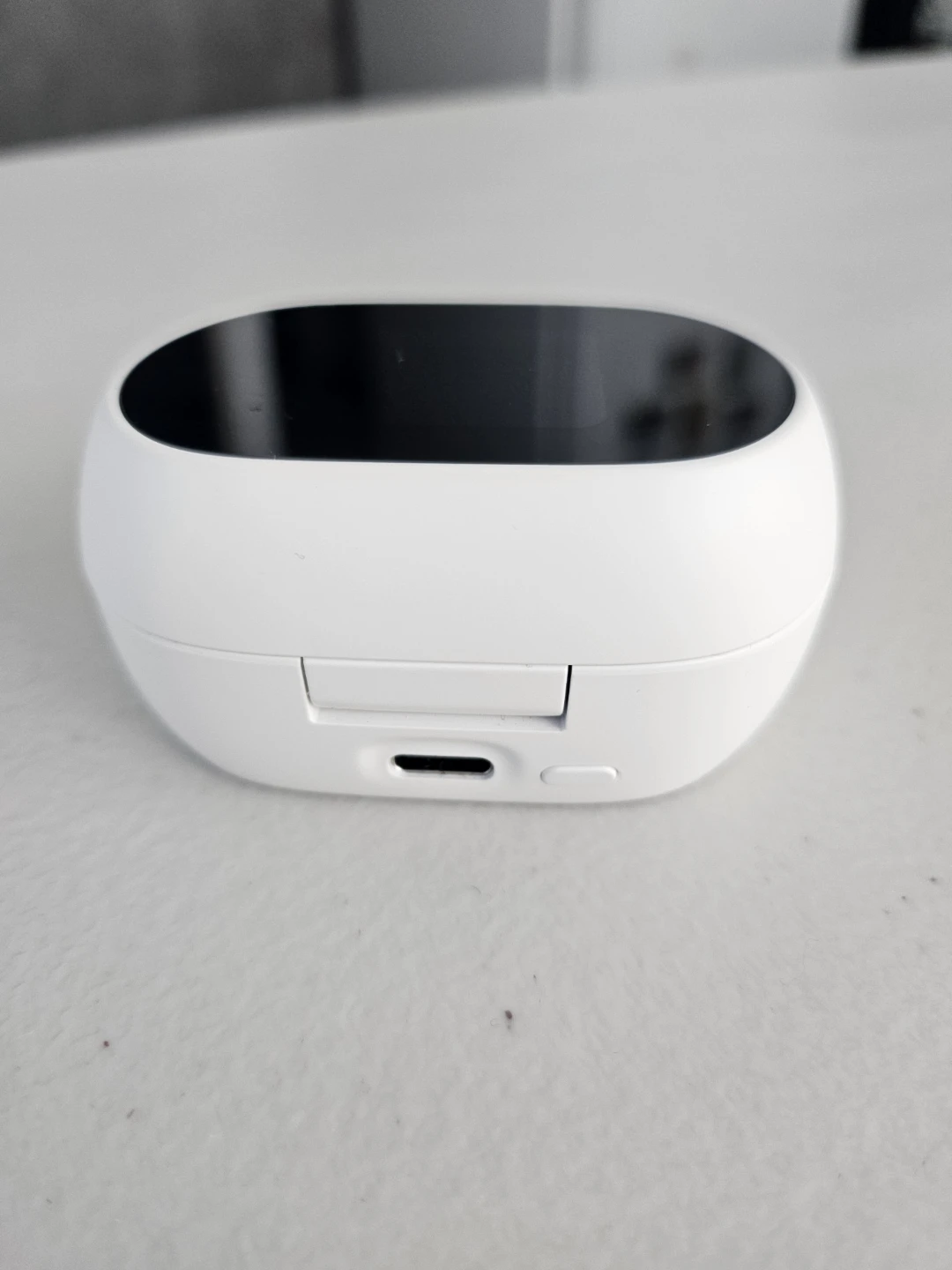 Poly Voyager Free 60+ Earbuds - photo 2