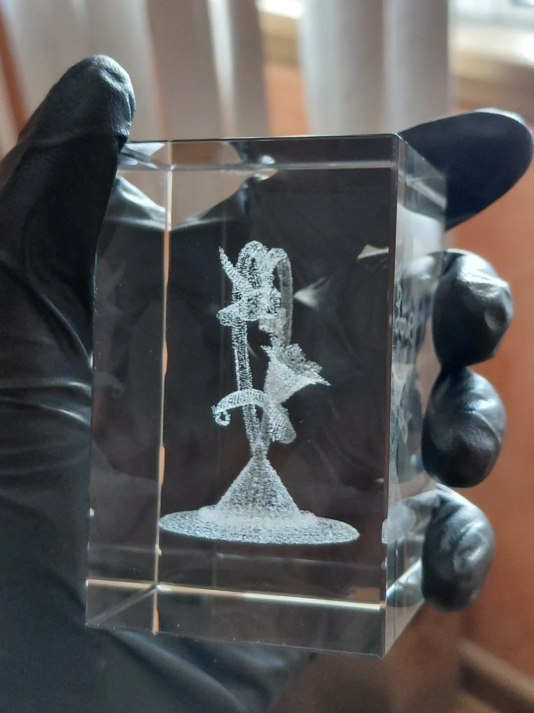 Crystal Engraved Love Heart & Dove Figurine - photo 3