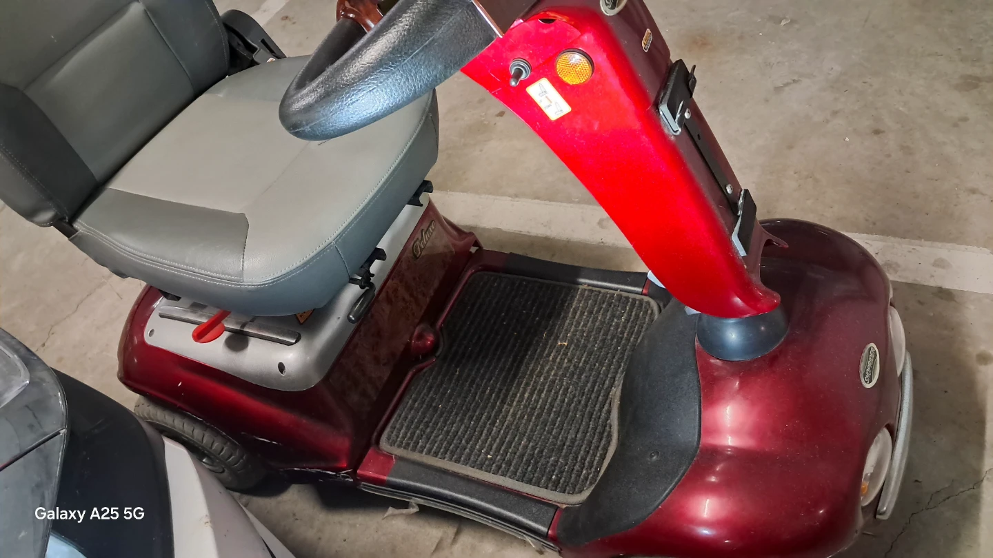 Shoprider Deluxe Mobility Scooter