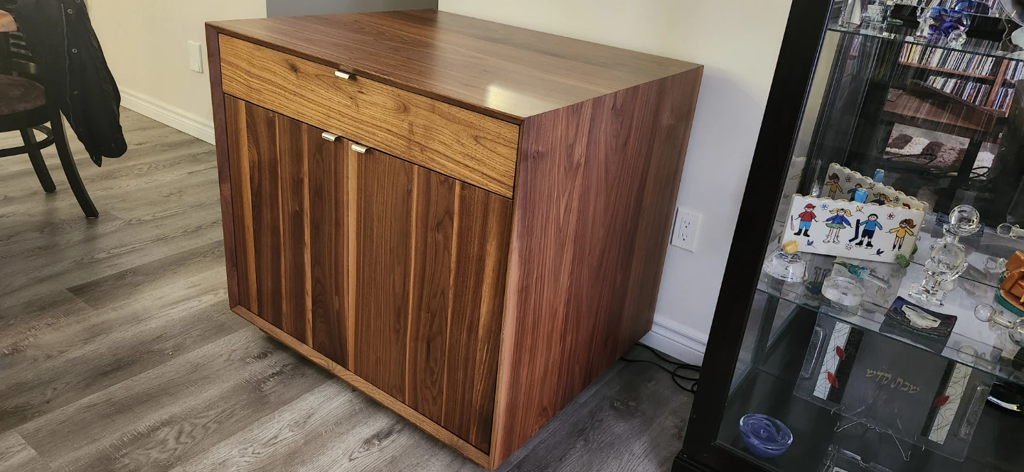 Custom-made walnut buffet sideboard bar cabinet for sale - photo 2