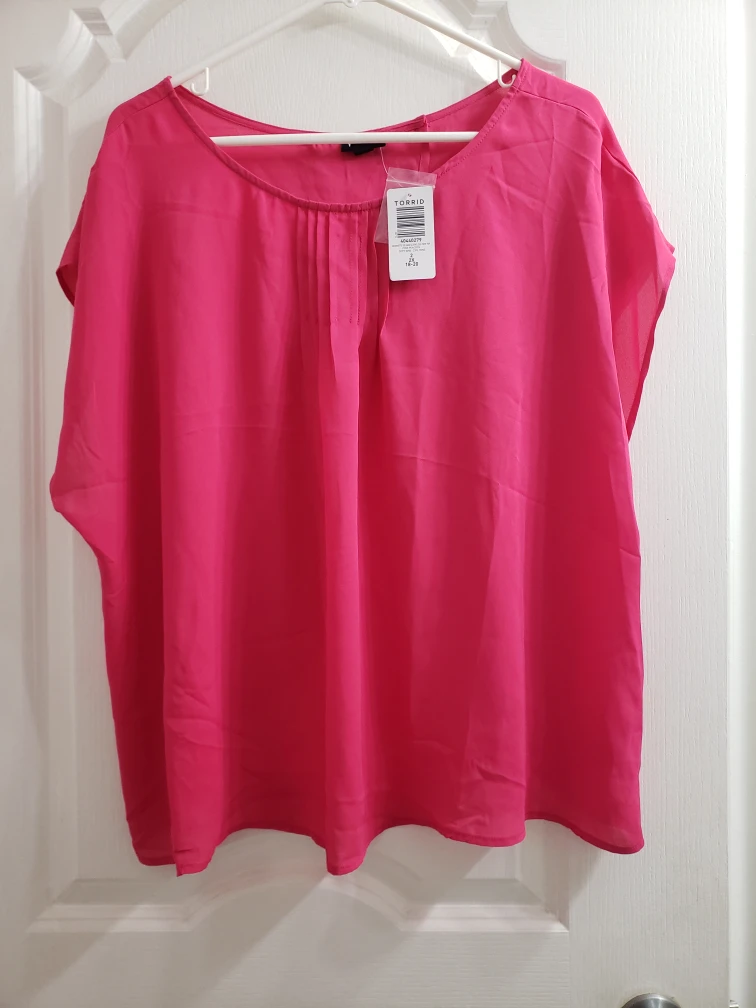 New Torrid Pink Georgette Dolman Sleeveless Crop Top.2 XL