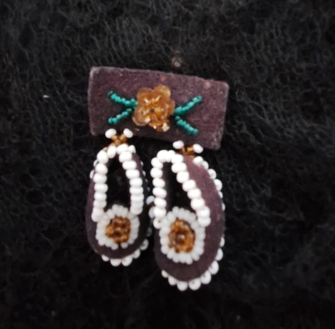 Handcraft Pairs Native Beaded shoes Drop Earing Brooch