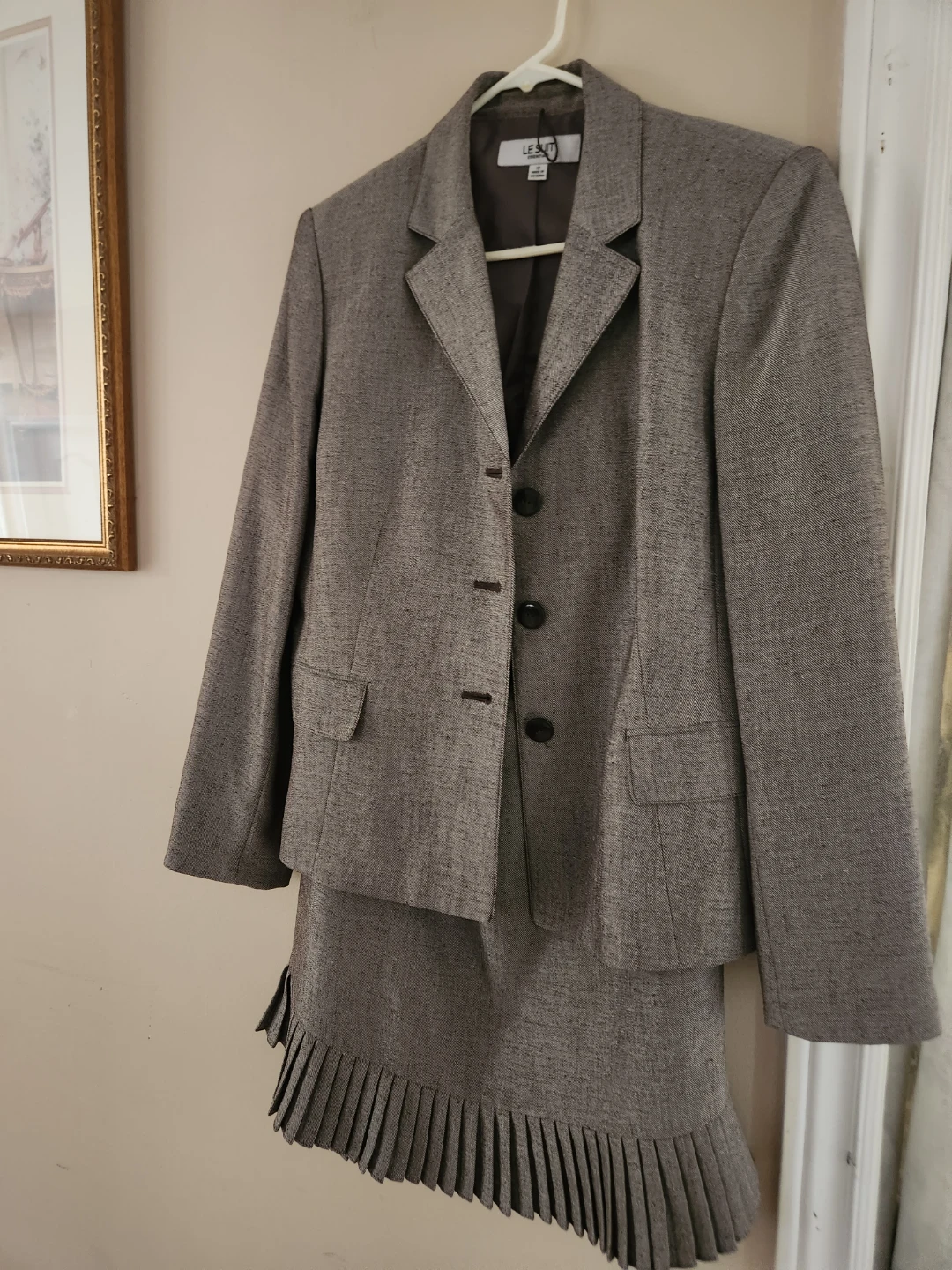 Le Suit Essentials Women's Grey Skirt Suit - Size 12 - photo 2