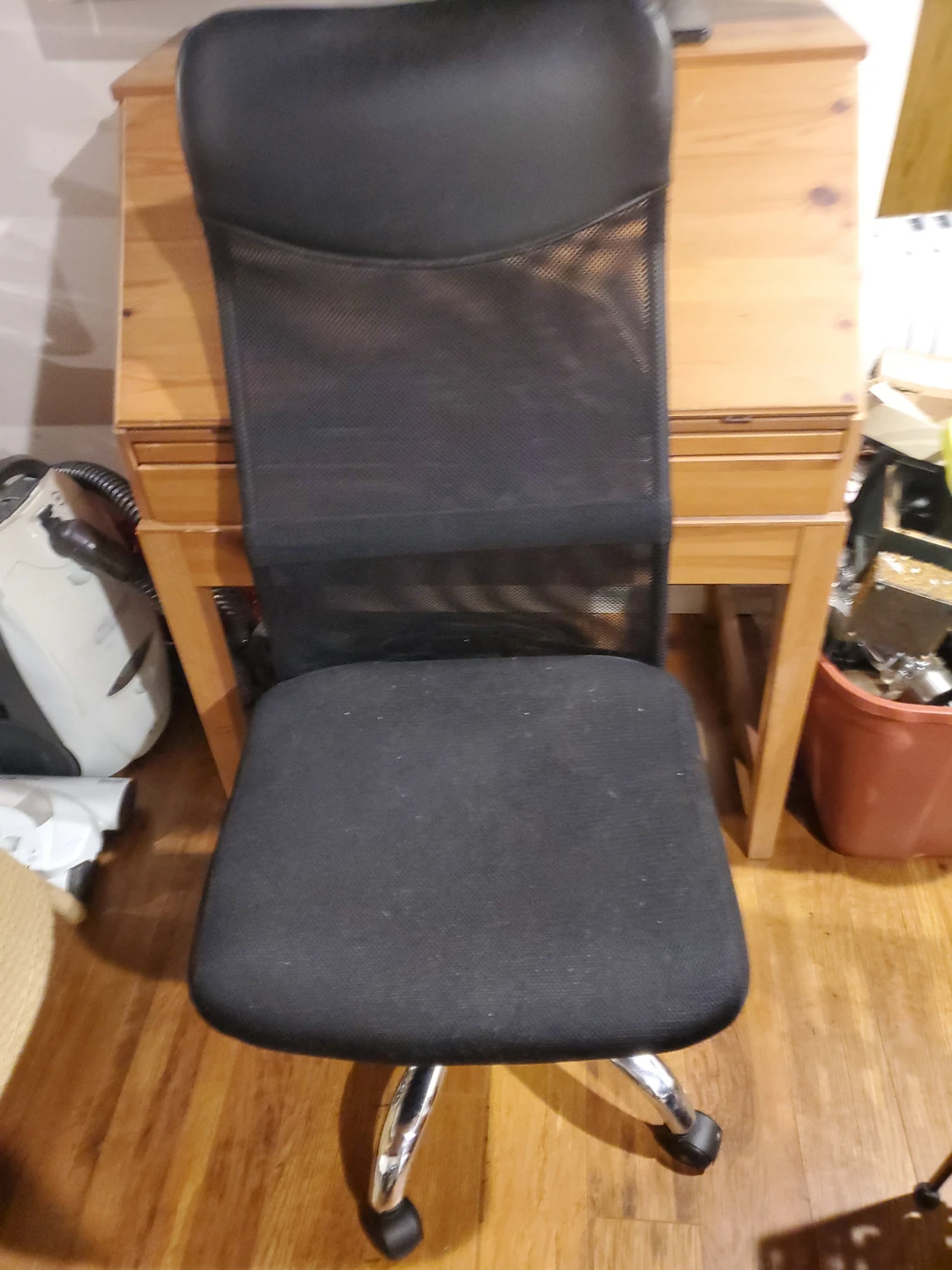 Black Mesh Office Chair