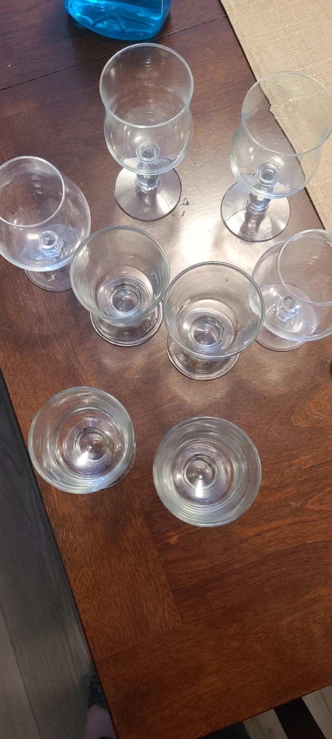 Set of 8 Assorted Glassware