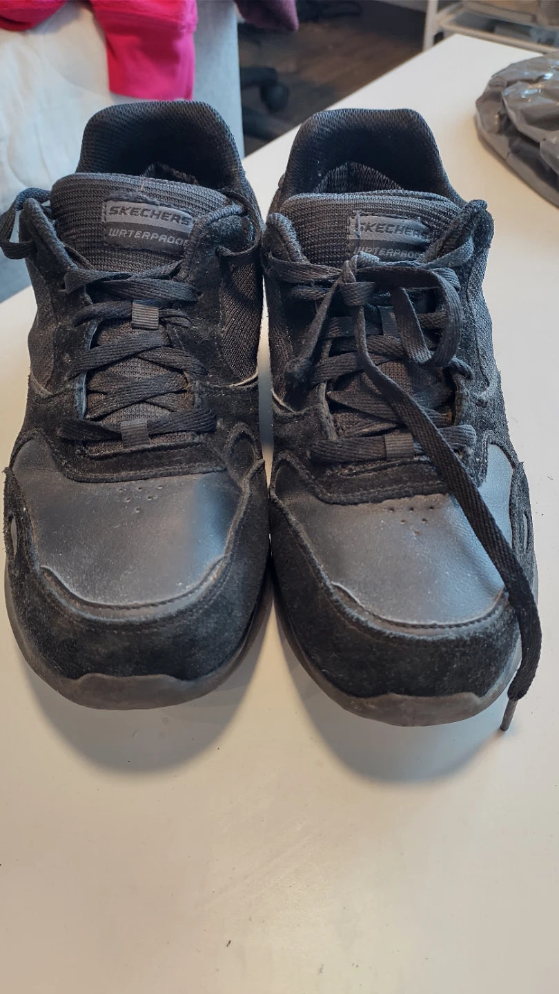 🏆Skechers Waterproof Lite-Weight Black Shoes🏆