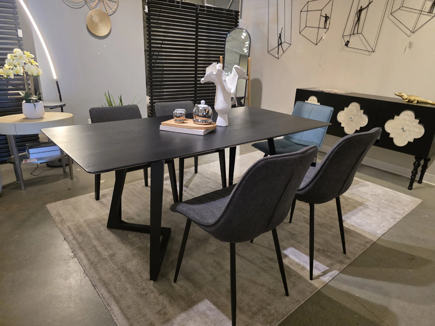 Moe's Godenza  Dining Table - photo 3