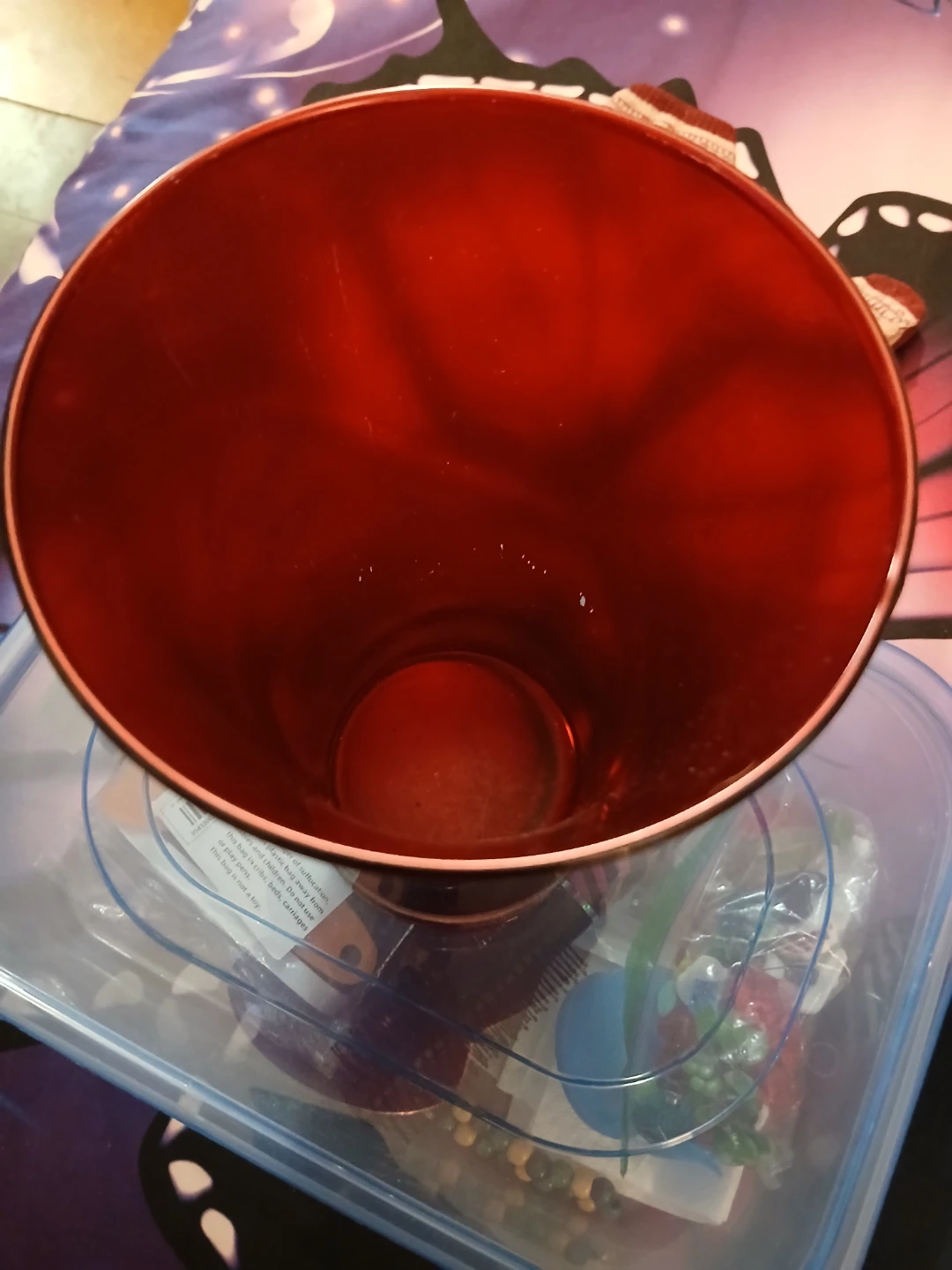 Red vase - photo 4