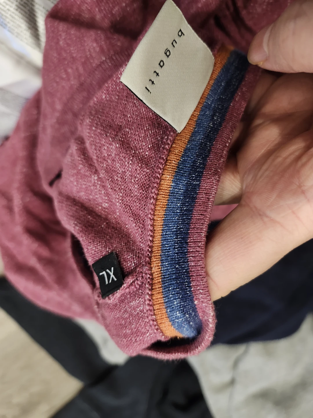 Bugatti V-Neck Sweater - XL - photo 2