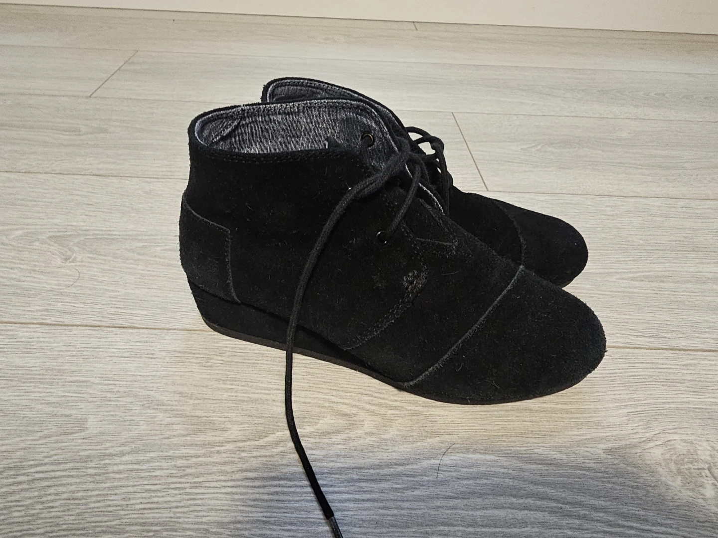 TOMS Black Suede Wedge Ankle Boots - photo 2