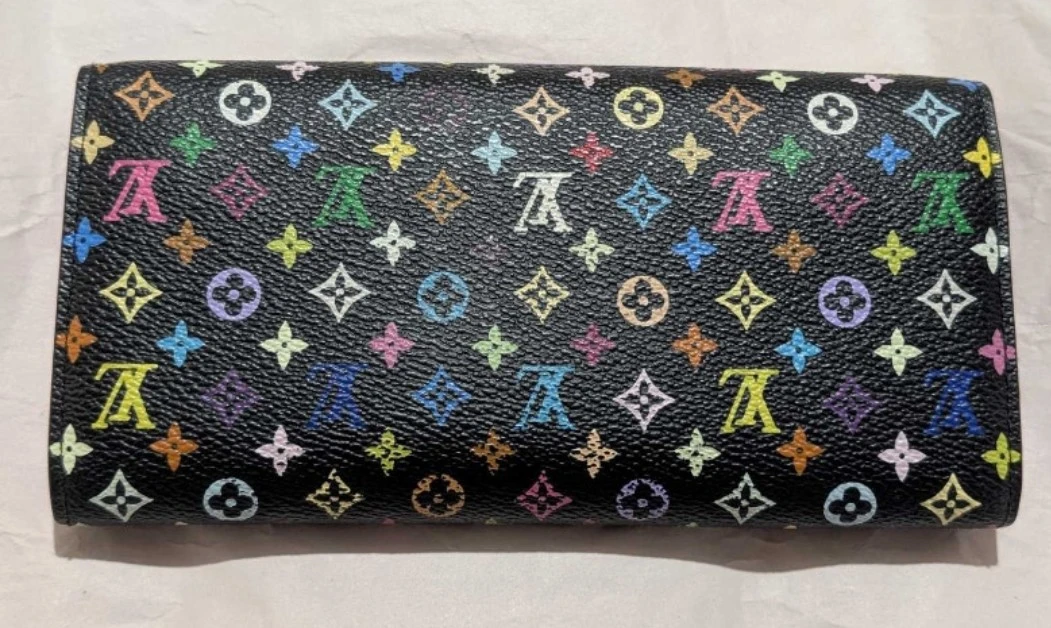 Louis Vuitton Wallet - photo 2