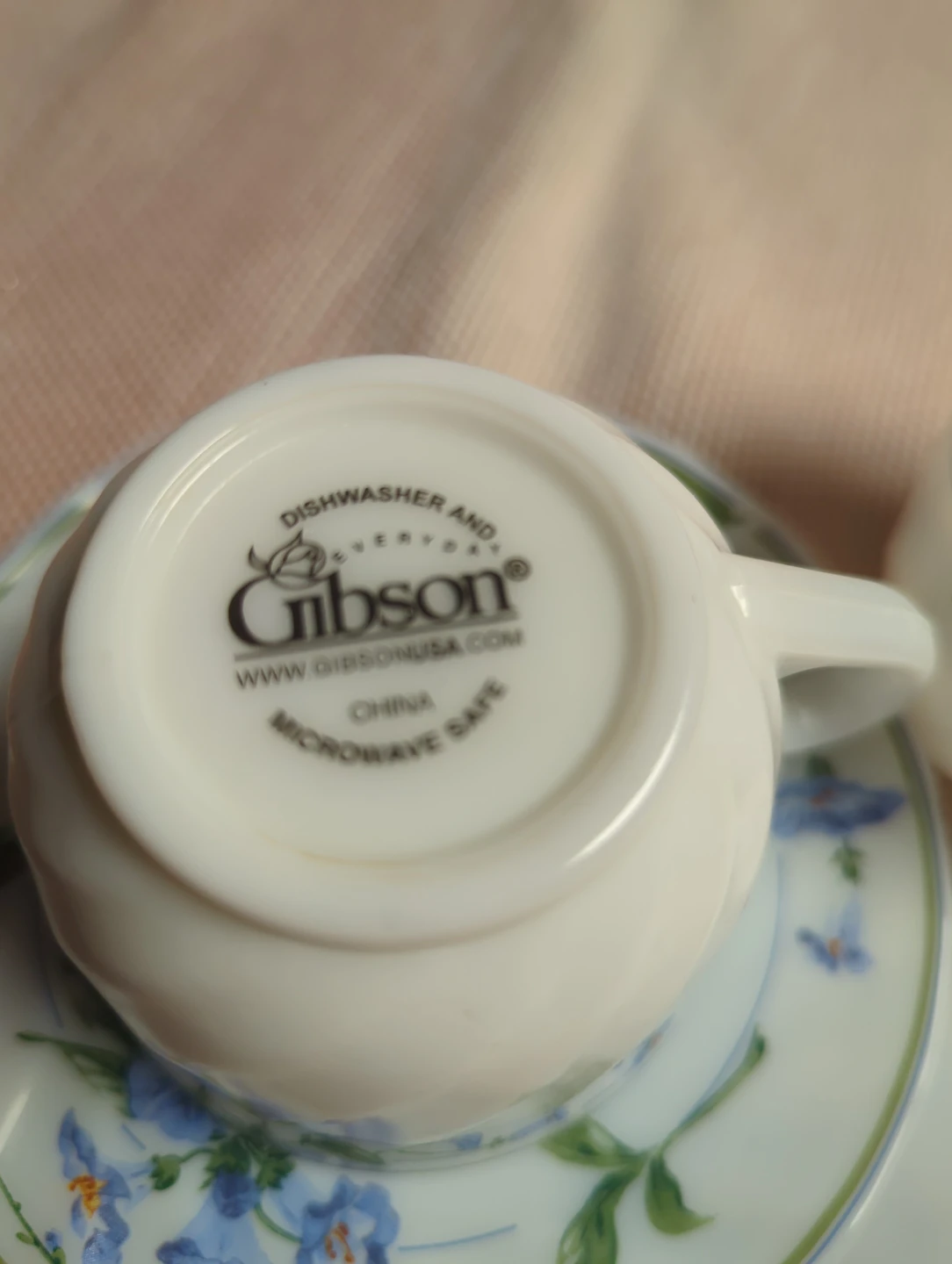 Gibson Floral Teacup and Saucer Set of 2 - photo 3