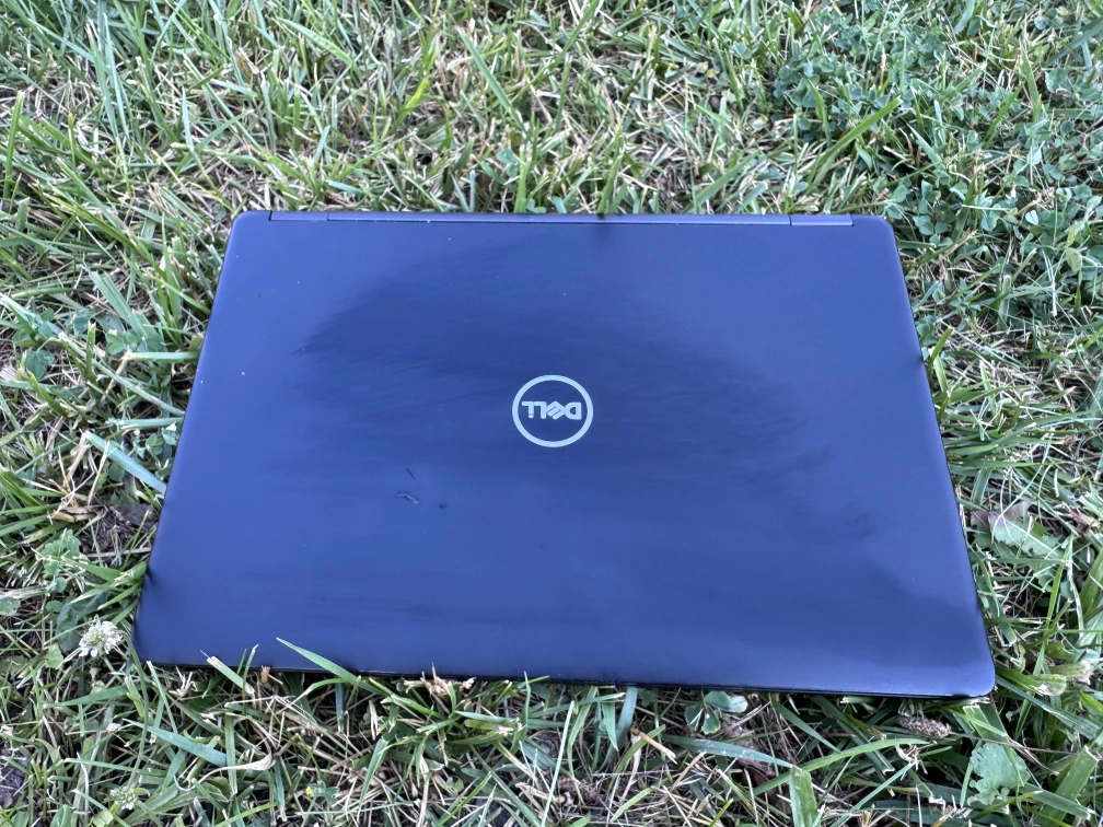 Dell Latitude 5490 Laptop