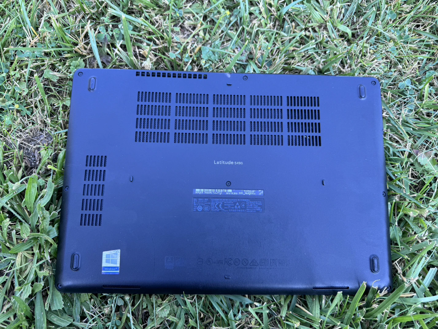 Dell Latitude 5490 Laptop - photo 2