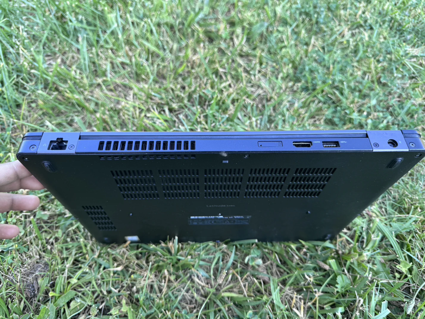 Dell Latitude 5490 Laptop - photo 5