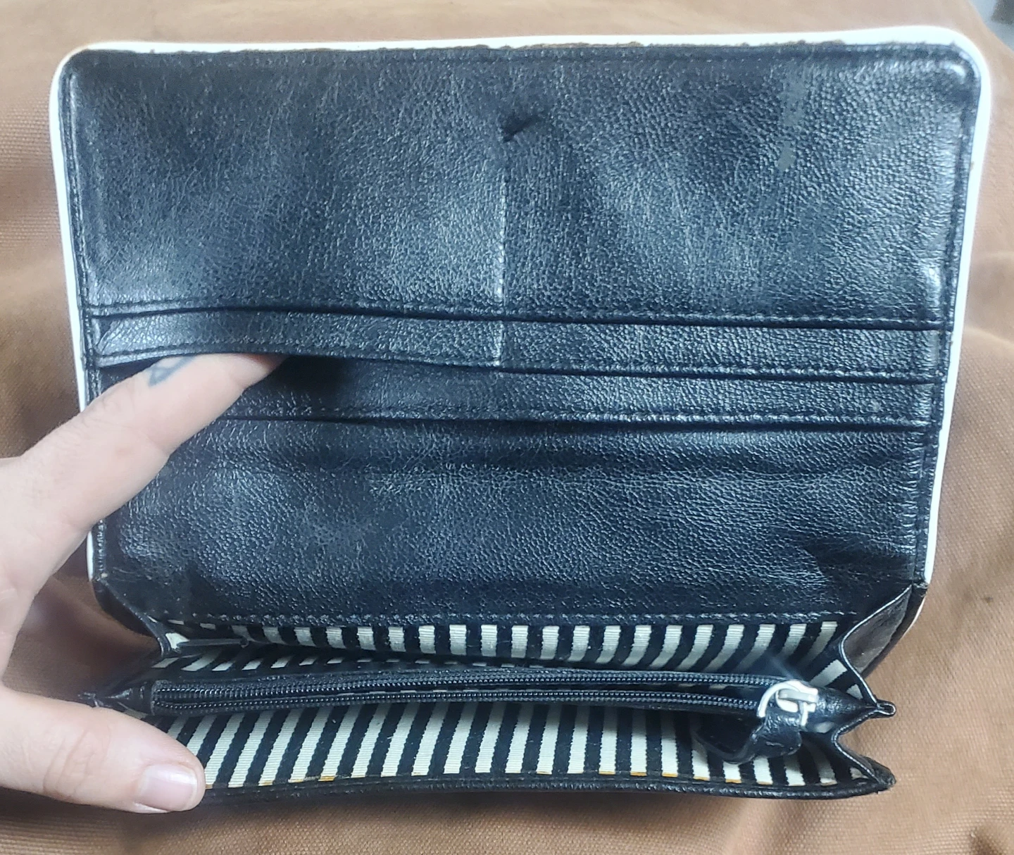 L.A.M.B. Women's Wallet - photo 4