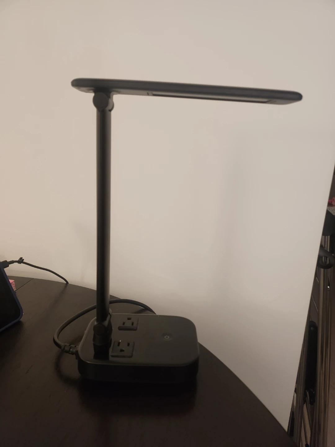 LED desk lamp with 4 USB ports and 2 outlets