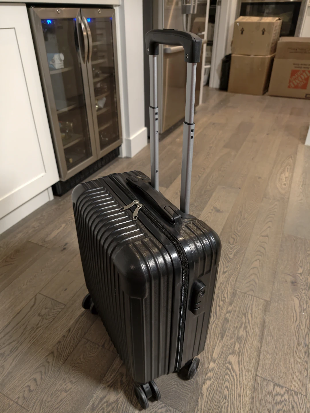 Black Hardshell Carry-On Spinner Luggage 18inch