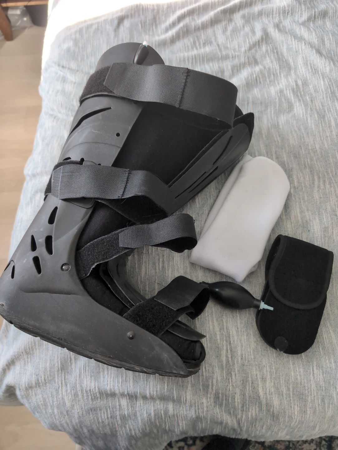Air cast
