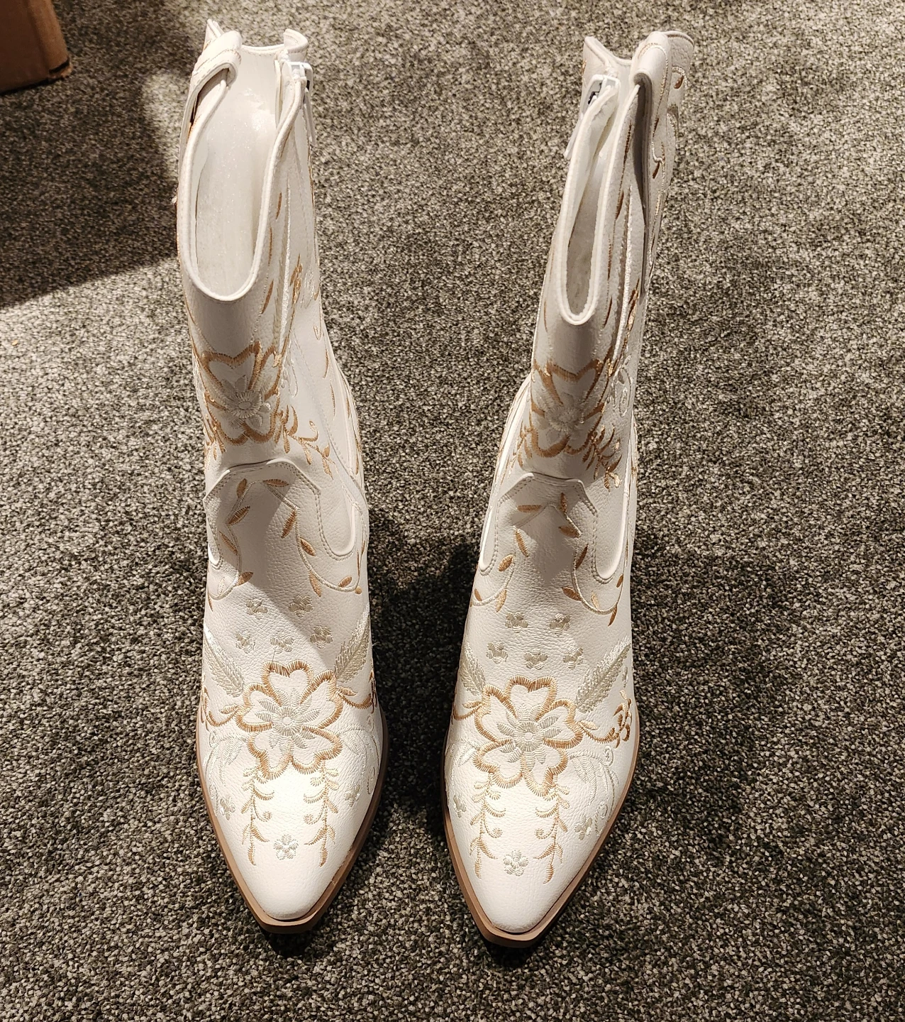 Anjoufemme White Embroidered Cowboy Boots - photo 4