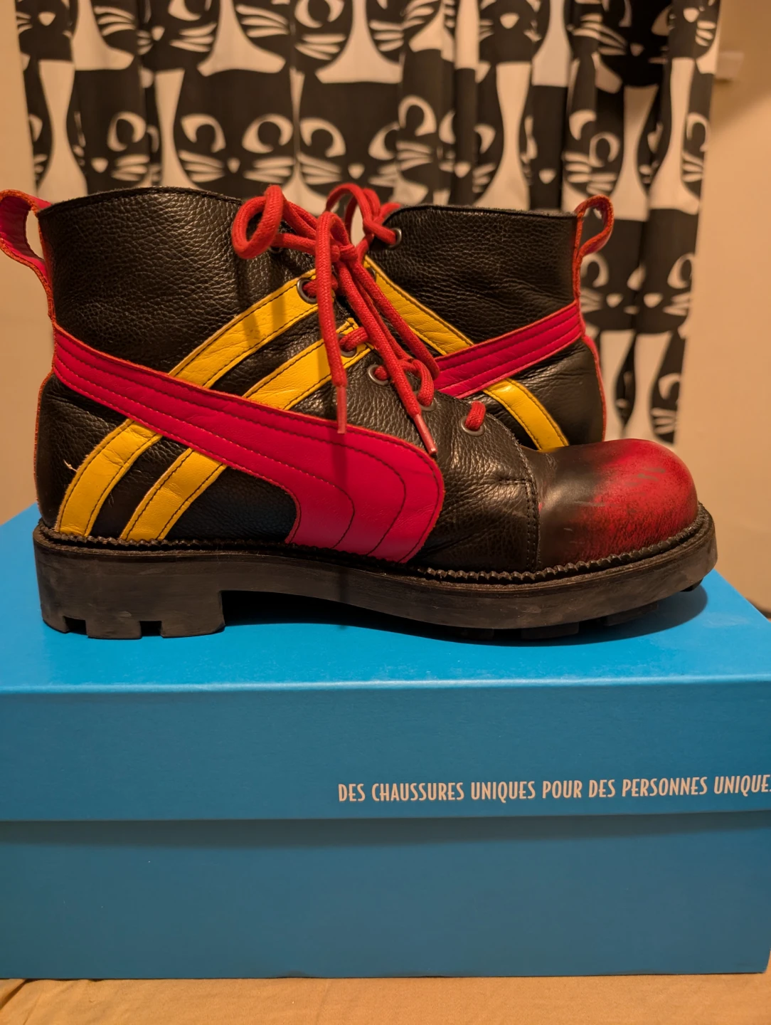 Fluevog Whitty Size M7/W9 in Excellent Condition - photo 4