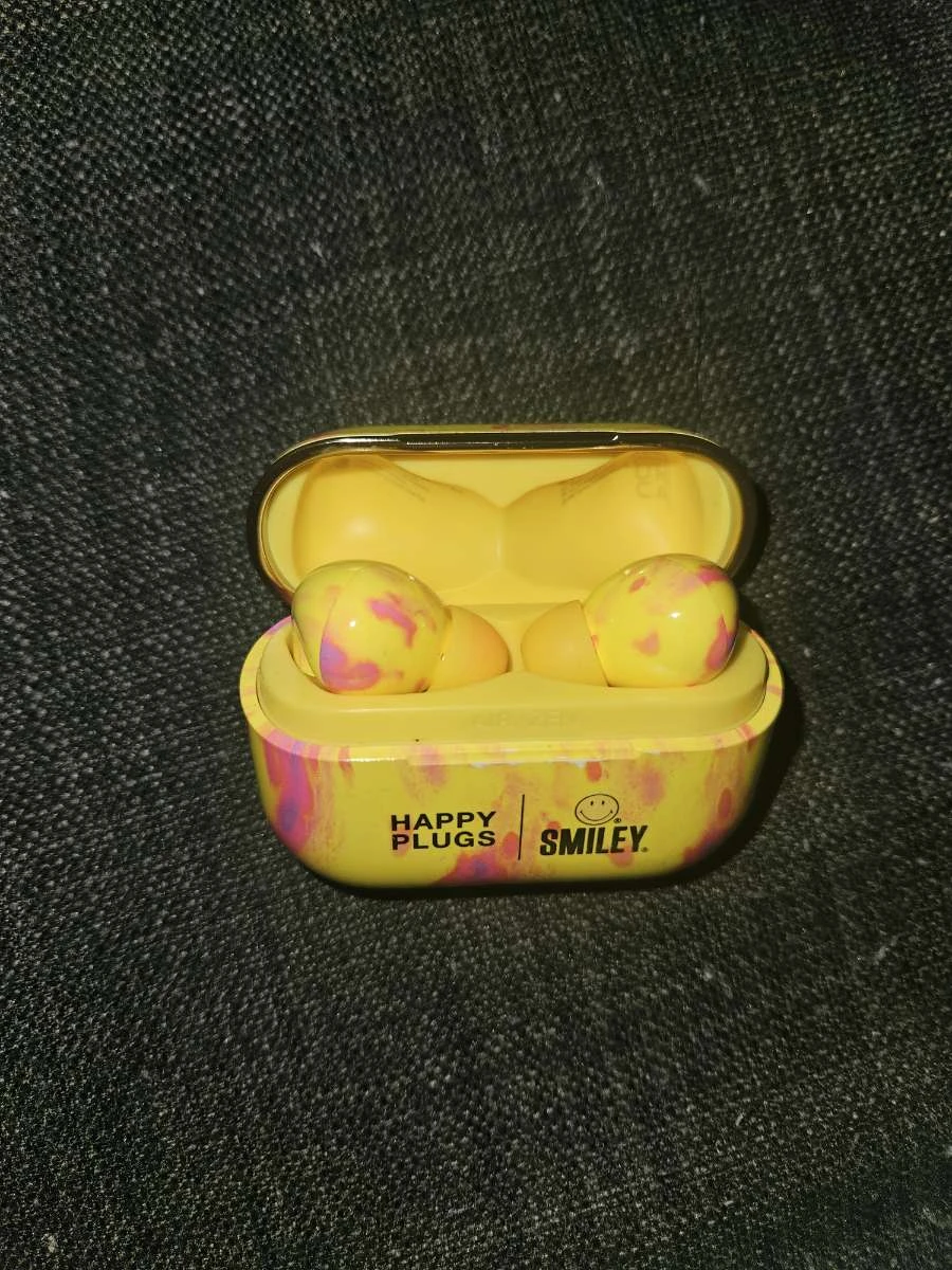 Happy Plugs Smiley Wireless Earbuds Collab - photo 3