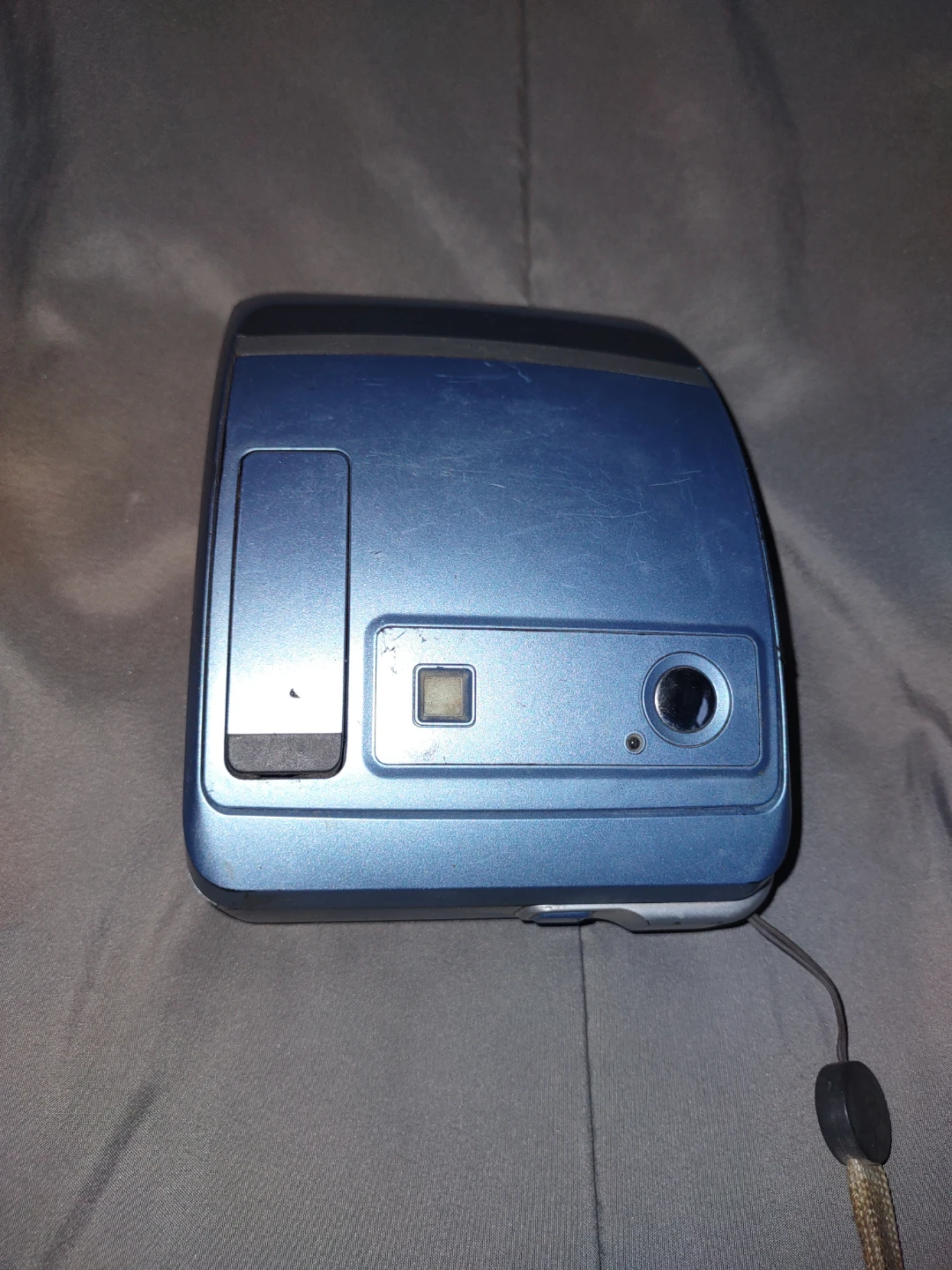 Polaroid One Instant Camera - photo 2