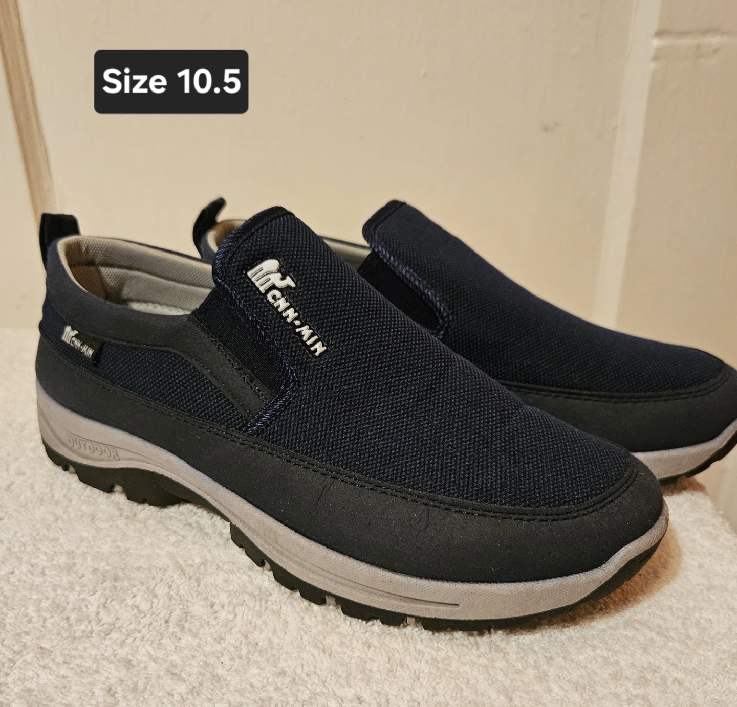 Women's sneakers. - photo 2