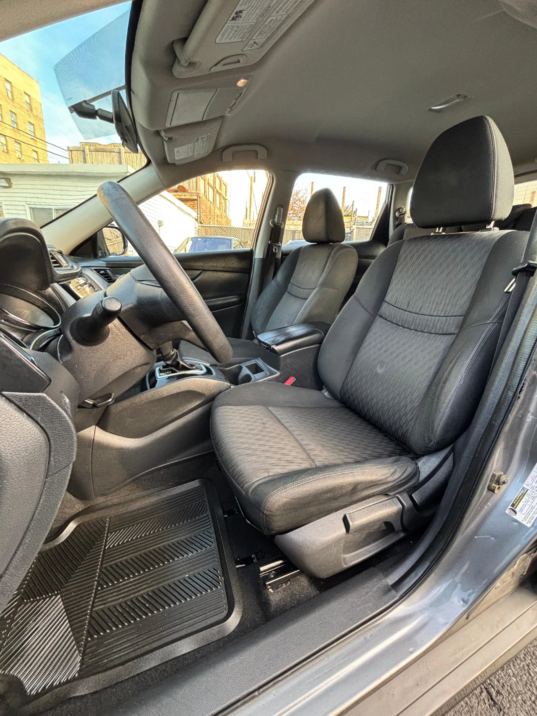 2017 Nissan Rogue S - photo 5